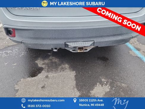 Used 2017 Toyota Highlander SE image 9