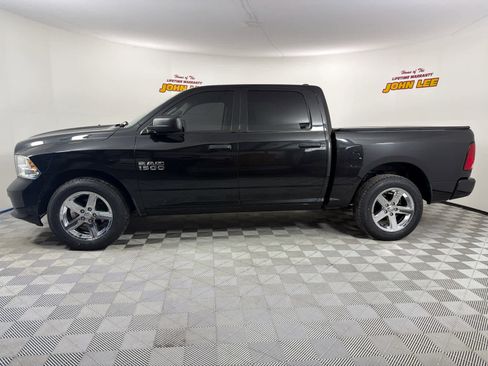 Used 2017 RAM 1500 Express image 2