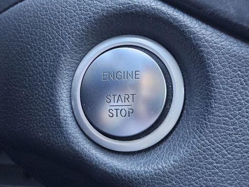 Used 2019 Mercedes-Benz GLA 250 image 21