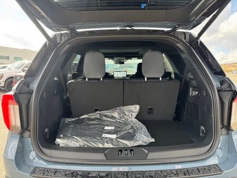 New 2026 Ford Explorer ST w/ Sun And Sound Package image 17