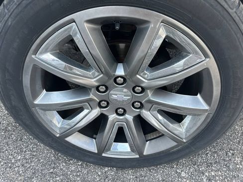 Used 2015 Chevrolet Silverado 1500 LTZ w/ LTZ Plus Package AWD/4WD image 42