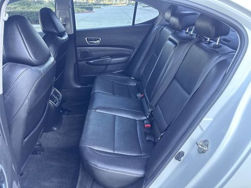 Used 2018 Acura TLX w/ Technology Package FWD image 12