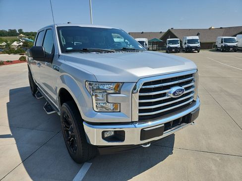 Used 2017 Ford F150 XLT w/ Equipment Group 302A Luxury AWD/4WD image 8