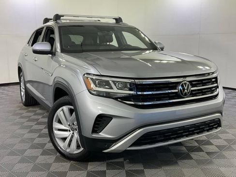Used 2020 Volkswagen Atlas Cross Sport SE AWD/4WD image 39