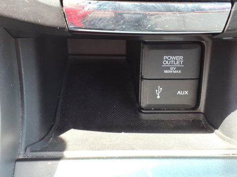 Used 2015 Honda Accord EX-L image 19