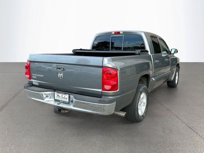 Used 2005 Dodge Dakota SLT