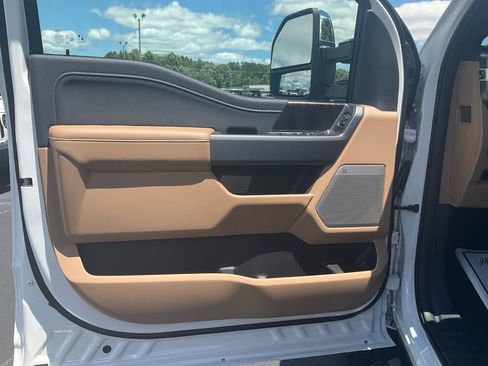 New 2026 Ford F250 Lariat AWD/4WD image 17