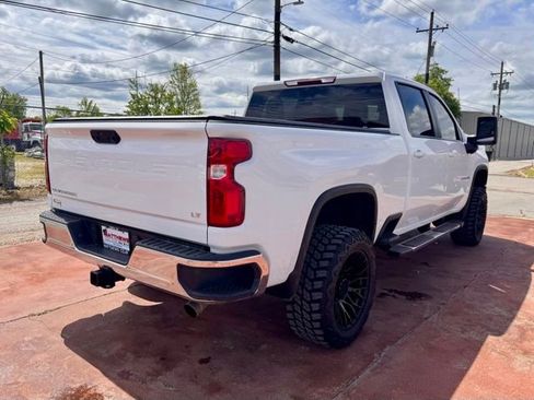 Used 2023 Chevrolet Silverado 2500 LT w/ Convenience Package AWD/4WD image 5
