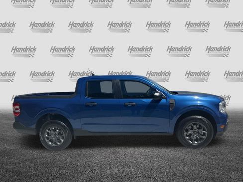 Used 2024 Ford Maverick XLT image 11