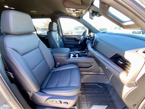 New 2026 Chevrolet Tahoe LT w/ Comfort Package image 23