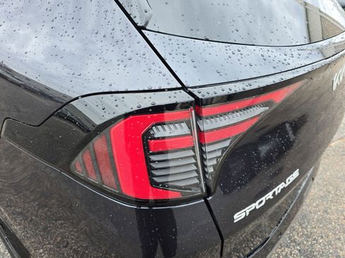 New 2026 Kia Sportage SX image 37