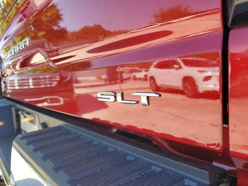 New 2026 GMC Sierra 1500 SLT w/ SLT Premium Plus Package image 9