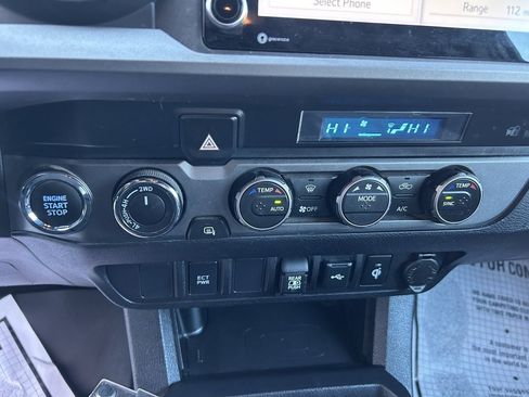 Certified 2023 Toyota Tacoma TRD Off-Road image 17