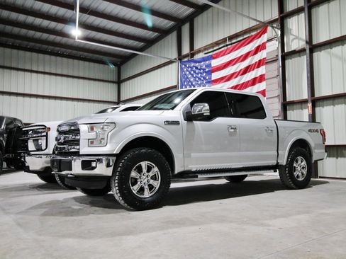 Used 2016 Ford F150 Lariat w/ Equipment Group 502A Luxury AWD/4WD image 1