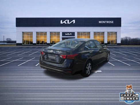 Used 2024 Nissan Altima 2.5 S FWD image 6