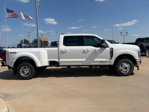 New 2026 Ford F350 Lariat w/ Lariat Premium Package AWD/4WD image 6
