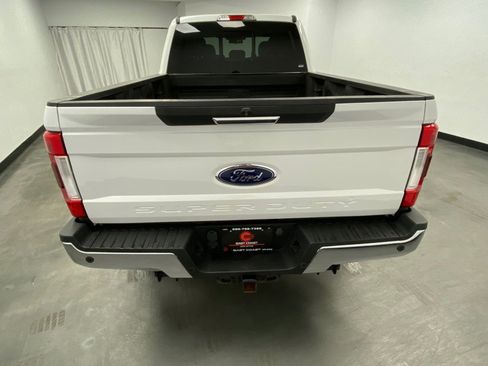 Used 2019 Ford F250 XLT w/ XLT Premium Package AWD/4WD image 5