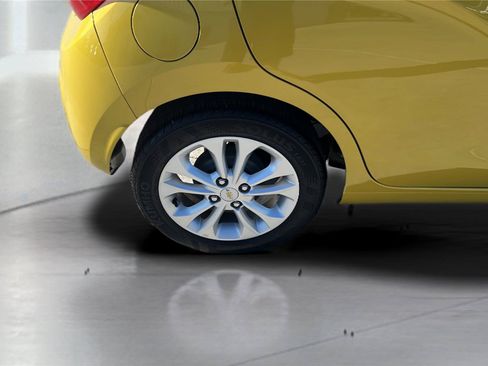 Used 2022 Chevrolet Spark LT FWD image 20