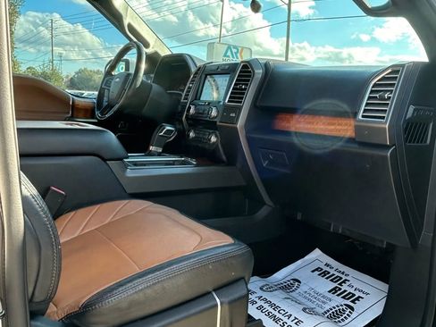 Used 2016 Ford F150 Limited w/ Trailer Tow Package image 5