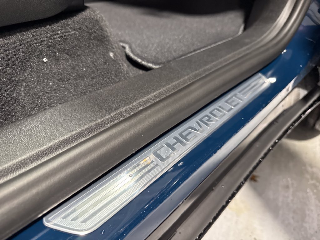 New 2027 Chevrolet Traverse RS AWD/4WD image 32