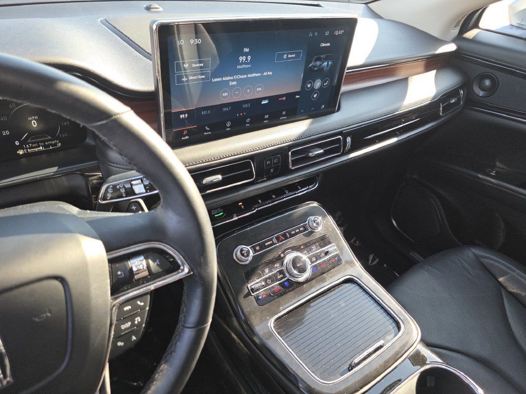Used 2023 Lincoln Nautilus Reserve w/ Equipment Group 201A AWD/4WD image 24