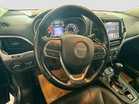 Used 2021 Jeep Cherokee Limited AWD/4WD image 12