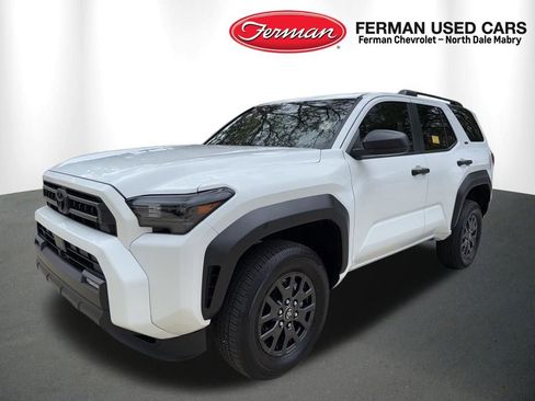 Used 2025 Toyota 4Runner SR5 image 5