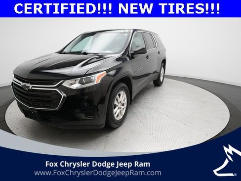 Used 2021 Chevrolet Traverse LS image 1