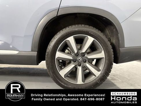 Certified 2023 Honda Pilot Touring image 6