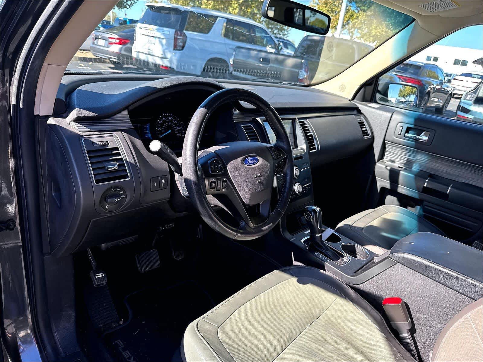 Used 2019 Ford Flex SEL w/ Equipment Group 202A AWD/4WD image 19