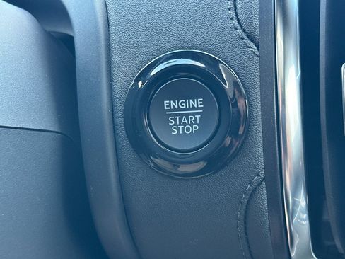 New 2026 Ford Expedition Tremor image 26