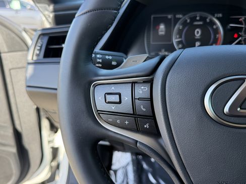 Certified 2024 Lexus ES 350 w/ Accessory Package (Z1) FWD image 23