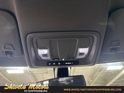 Used 2021 Chevrolet Silverado 1500 Custom Trail Boss w/ Realtree Special Edition AWD/4WD image 23