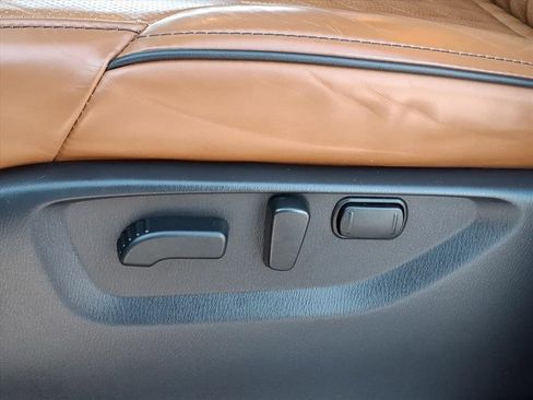 Used 2023 INFINITI QX80 Sensory w/ All-Season Package image 13