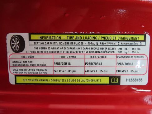 Used 2017 Jeep Wrangler Unlimited Sahara w/ Connectivity Group image 56