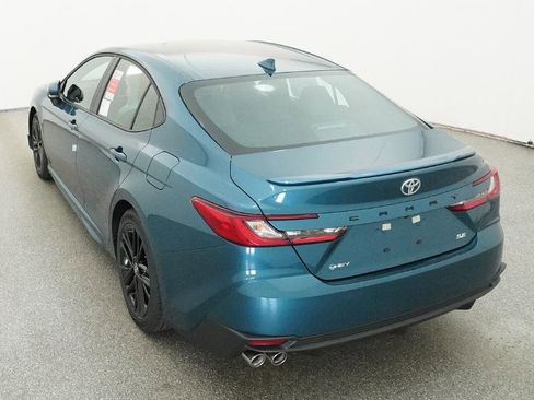 New 2026 Toyota Camry SE FWD image 9