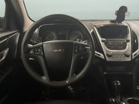 Used 2017 GMC Terrain SLE FWD image 10