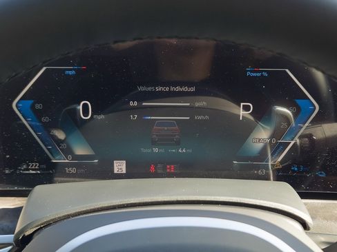 New 2026 BMW X5 xDrive50e w/ Executive Package image 16