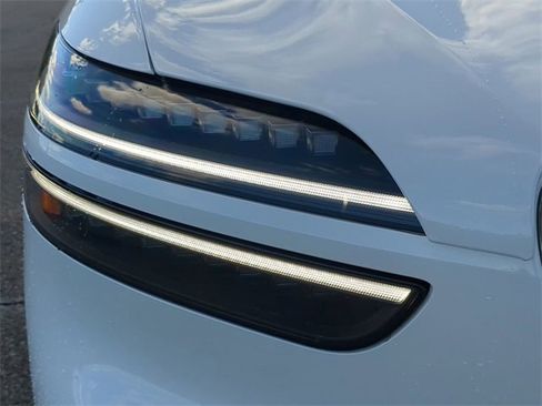 New 2026 Genesis GV70 3.5T Sport Advanced image 9