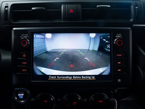 Used 2025 Toyota GR86 Premium image 16