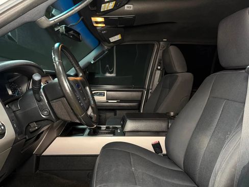 Used 2017 Ford Expedition XLT RWD image 31