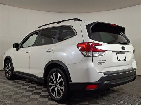 Used 2021 Subaru Forester Limited image 7