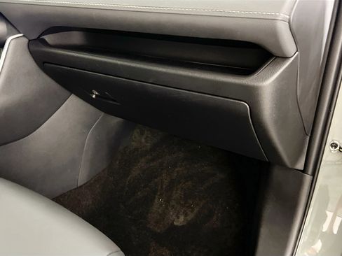 Used 2023 Toyota RAV4 XLE Premium image 35