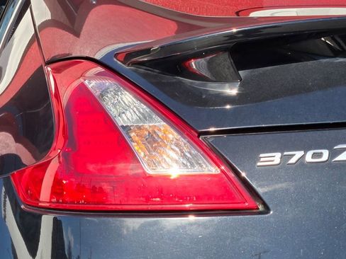 Used 2018 Nissan 370Z Sport Tech image 11
