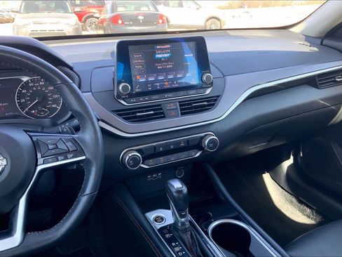 Used 2024 Nissan Altima 2.5 SR image 7