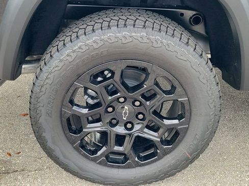 New 2026 Chevrolet Colorado Trail Boss AWD/4WD image 3