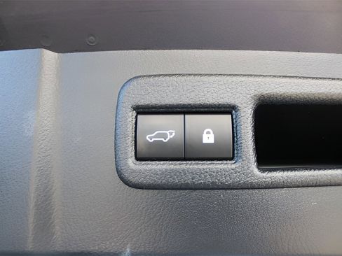 Used 2018 Lexus NX 300 FWD image 10