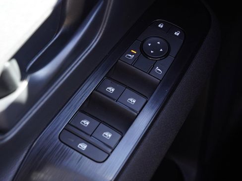 New 2026 Nissan Kicks S image 11