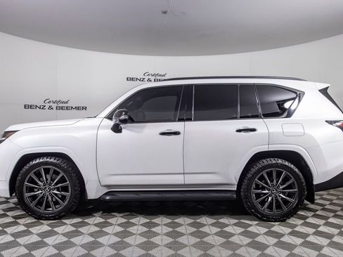 Used 2023 Lexus LX 600 4WD w/ Appearance Package image 13