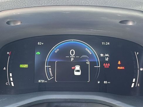 Used 2025 Toyota Camry SE w/ Multimedia Upgrade Package image 13